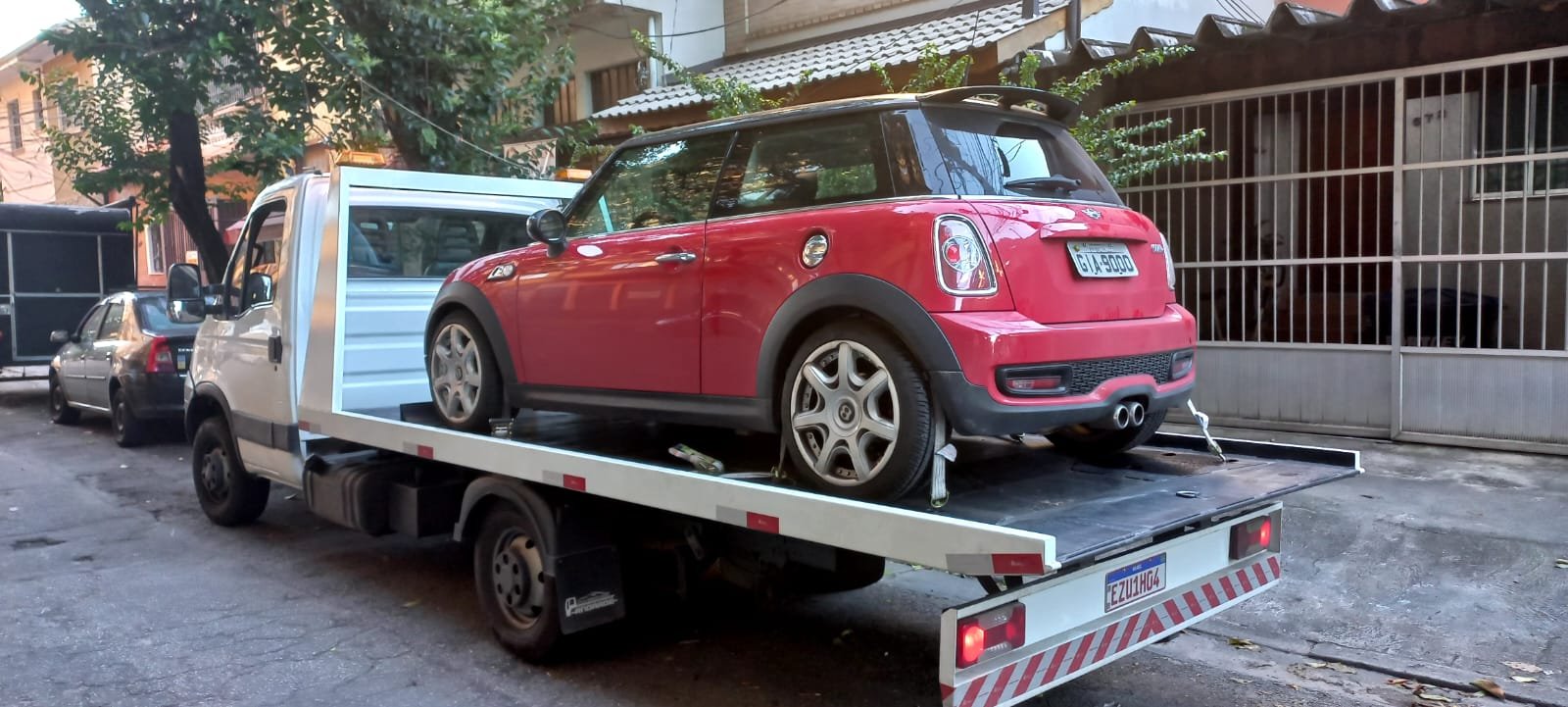 Serviço de guincho para carro Mini Cooper